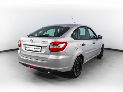 LADA Новая Granta хетчбэк 1.6 MT 8кл (87 л. с.)