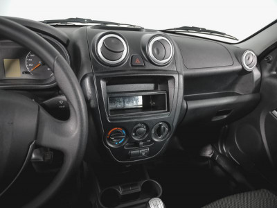LADA Новая Granta хетчбэк 1.6 MT 8кл (87 л. с.)