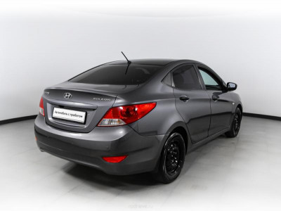 Hyundai Solaris 1.4 MT (107 л. с.)