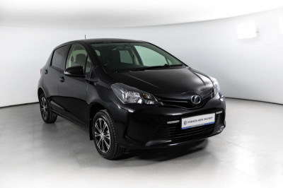 Toyota Vitz 1.3 CVT (94 л. с.)