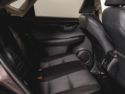 Lexus NX 200 2.0 CVT (151 л.с.) 4WD
