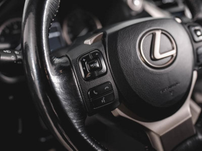 Lexus NX 200 2.0 CVT (151 л.с.) 4WD