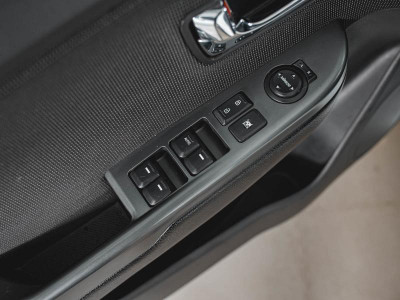 Kia Rio 1.6 6MT (123 л. с.)