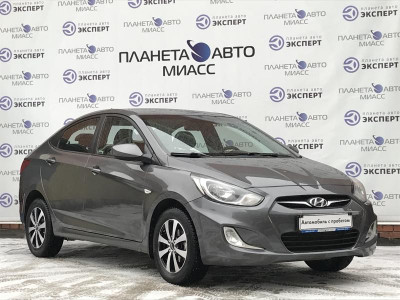 Hyundai Solaris 1.4 MT (107 л. с.)
