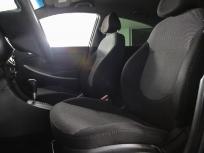 Hyundai Solaris Хетчбек 1.4 AT (107 л. с.)