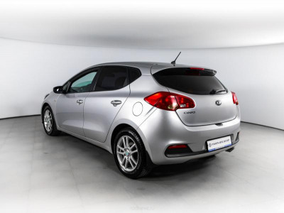 Kia Ceed 1.6 AT (129 л. с.)
