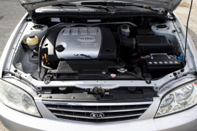 Kia Spectra 1.6 MT (101 л. с.)