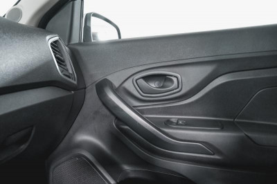 LADA XRAY 1.6 MT (106 л. с.)