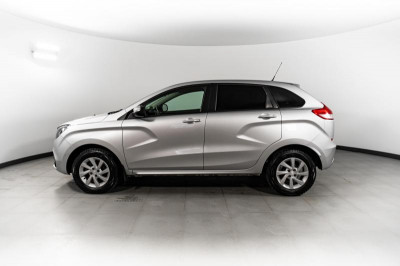 LADA XRAY 1.6 MT (106 л. с.)