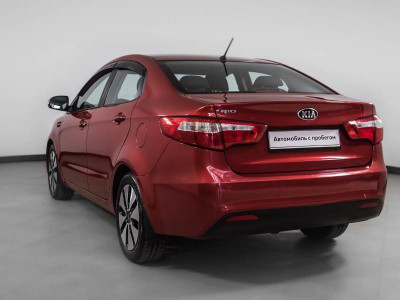 Kia Rio 1.6 AT (123 л. с.)