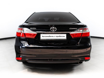 Toyota Camry 2.5 AT (181 л. с.)