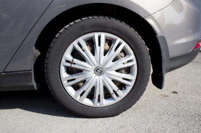 Ford Focus 1.6 MT (105 л. с.)