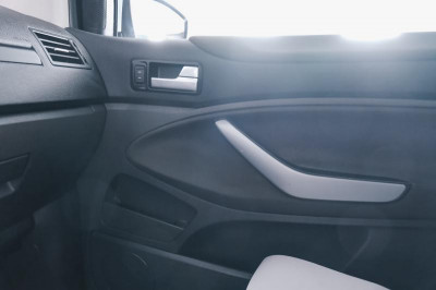 Ford Kuga 2.0d AT (140 л.с.) 4WD