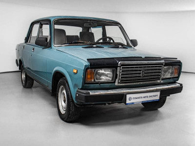 LADA 2107 1.6 MT (75 л. с.)