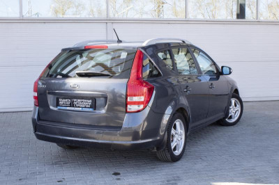 Kia Ceed 1.6 AT (122 л. с.)