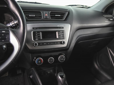 Kia Rio Хетчбэк 1.4 AT (107 л. с.)