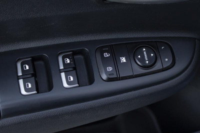Kia Rio X-Line 1.4 AT (100 л. с.)