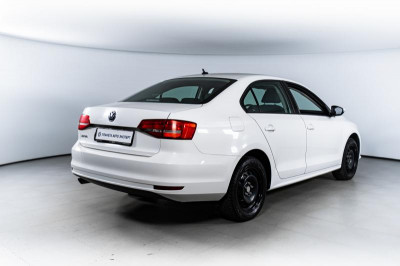 Volkswagen Jetta 1.6 MPI AT (105 л. с.)