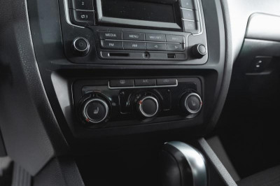 Volkswagen Jetta 1.6 MPI AT (105 л. с.)