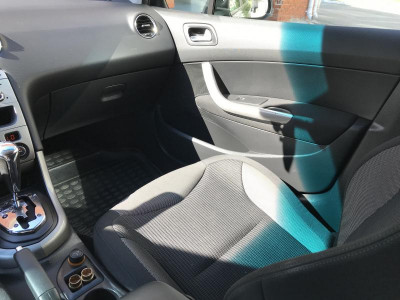 Peugeot 308 1.6 VTi AT (120 л. с.)