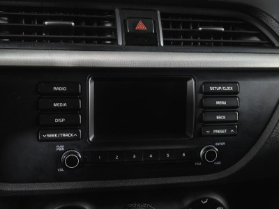 Kia Rio X-Line 1.4 AT (100 л. с.)