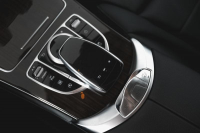 Mercedes-Benz GLC внедорожник 300 9G-TRONIC 4MATIC (245 л. с.)