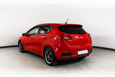 Kia Ceed 1.6 AT (129 л. с.)