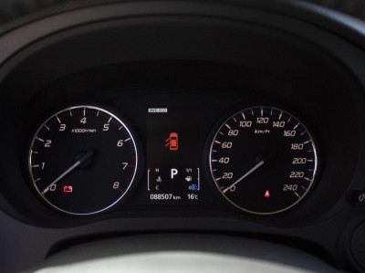 Mitsubishi Outlander 2.0 CVT 4WD (146 л. с.)
