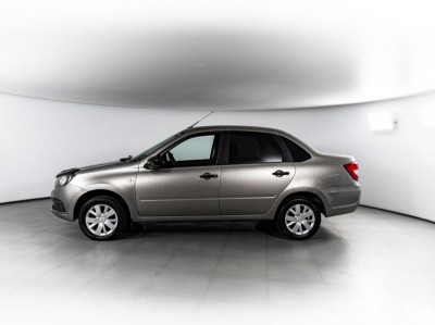 LADA Новая Granta седан 1.6 MT 8кл (87 л. с.)