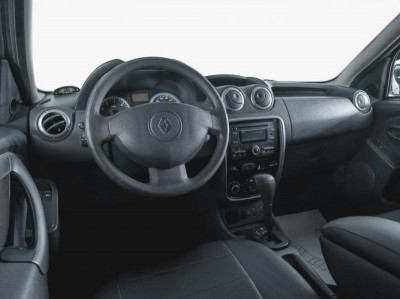 Renault Duster 2.0 АТ 4x4 (135 л. с.)