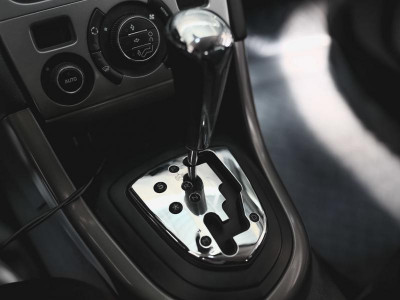Peugeot 308 1.6 AT (120 л. с.)