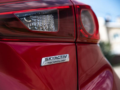 Mazda 3 1.5 AT (120 л.с.)