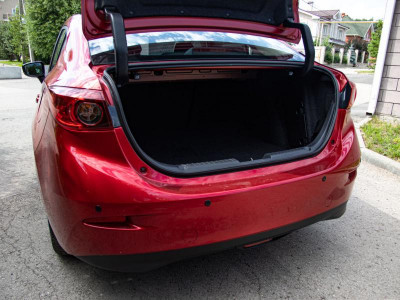 Mazda 3 1.5 AT (120 л.с.)
