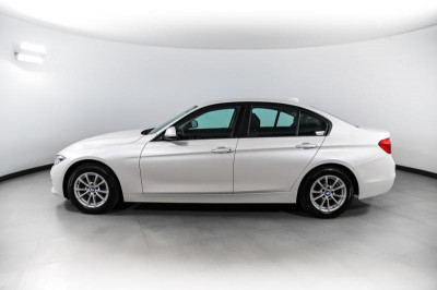 BMW 3 серия 320i AT (184 л. с.)