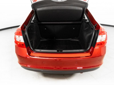 ŠKODA Rapid 1.6 MT (90 л. с.)