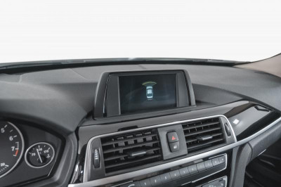 BMW 3 серия 320i AT (184 л. с.)