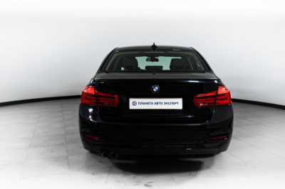 BMW 3 серия 320i AT (184 л. с.)
