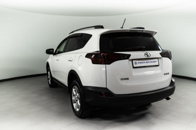 Toyota RAV4 2.0 CVT (146 л. с.)