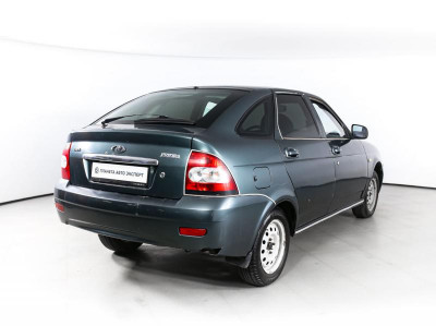 LADA Priora 1.6 MT 16 кл (Евро-3) (98 л. с.)