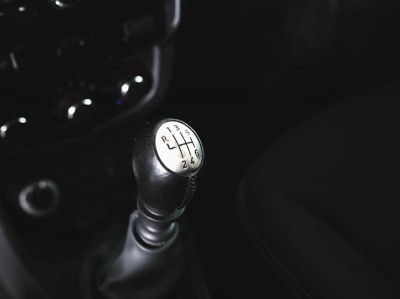 Renault Duster 2.0 MT 4x4 (143 л. с.)