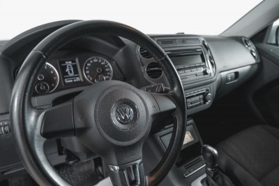 Volkswagen Tiguan 1.4 TSI BlueMotion DSG (150 л. с.)