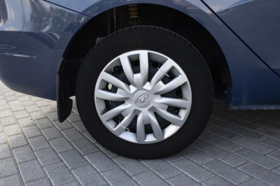 LADA Vesta 1.6 MT (106 л. с.)