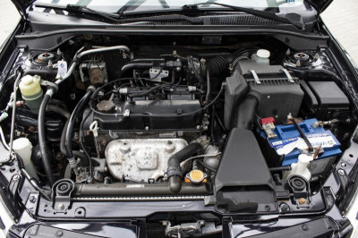 Mitsubishi Lancer 1.6 MT (98 л.с.)