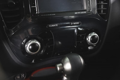 Nissan Juke 1.6 CVT (117 л. с.)