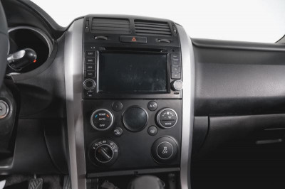 Suzuki Grand Vitara 2.4 MT (169 л.с.) 4WD