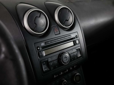 Nissan Qashqai 1.6 MT FWD (115 л. с.)
