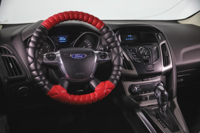Ford Focus 1.6 PowerShift (105 л. с.)