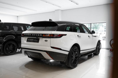 Land Rover Range Rover Velar 2.0 TD AT (180 л.с.)