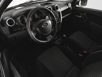 LADA Granta седан 1.6 MT 16кл (98 л. с.)