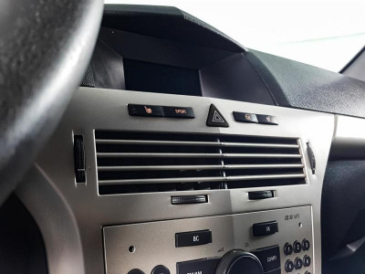 Opel Astra 1.8 AT (140 л. с.)